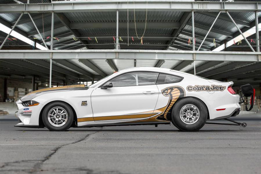  Ford Mustang Cobra Jet 50th Anniversary 2018 года  (фото 5 из 9)